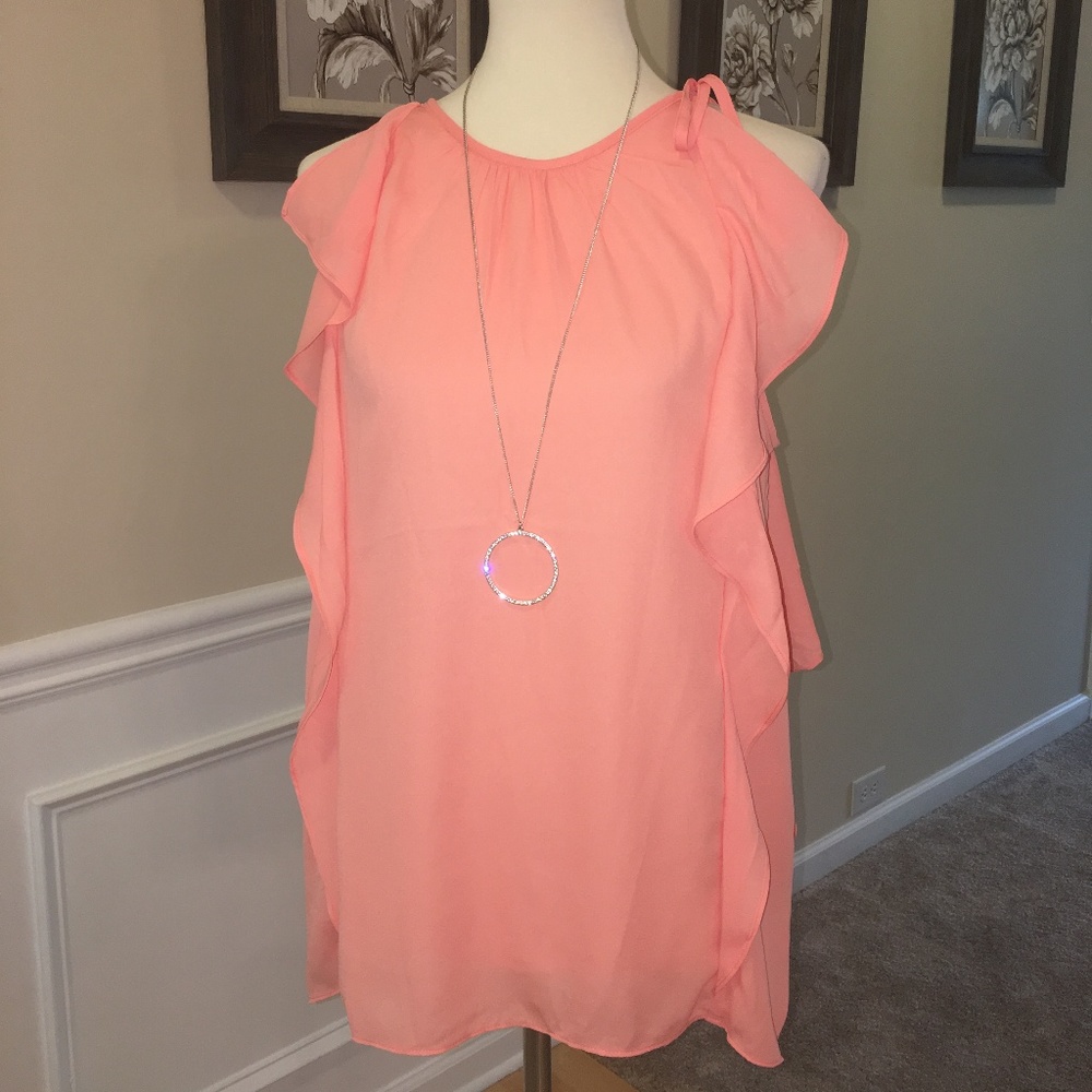NWT EMMA & OLIVIA PEACH SLEEVELESS BLOUSE SZ LG